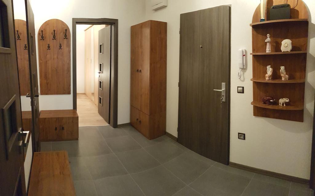 Apartman Anro Kanianka Bagian luar foto